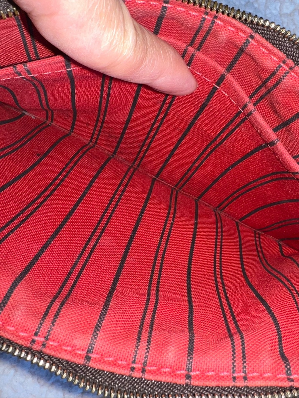 Authentic Neverfull Pouch - Picture 14 of 16